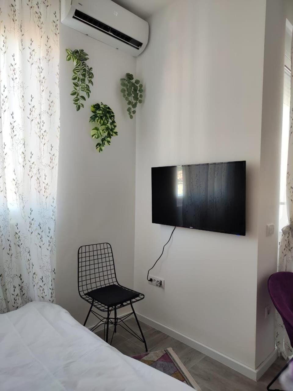 Studio Apartment, 5 Minutes To The Beach Bar Eksteriør billede